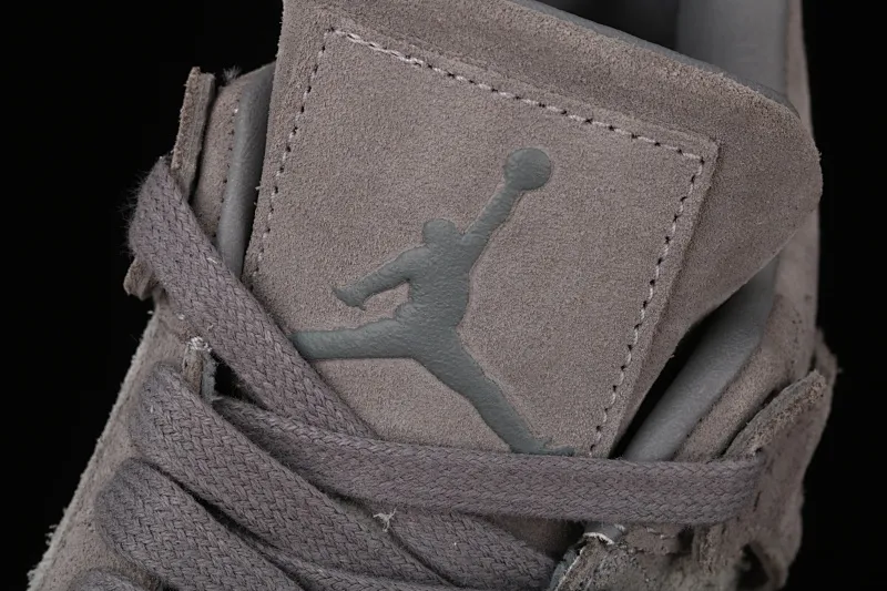 All categories Air Jordan Jordan series basketball shoes Air Jordan 4 Pure original Air Jordan 4 Cool Gray AJ4 Joe 4 cool gray suede luminous bottom basketball shoes 930155-003